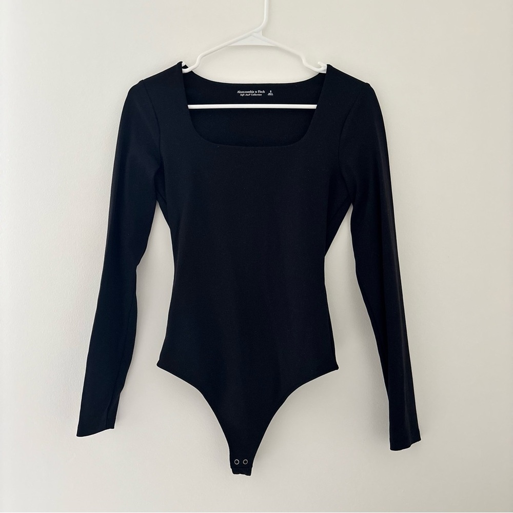 black abercrombie long sleeve squareneck bodysuit